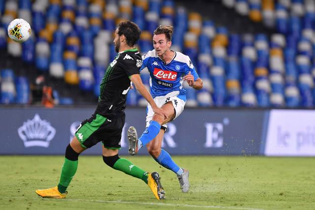 火箭豪取五连胜，轻取雄鹿132-100